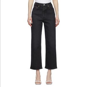 Levi’s straight leg ribcage jeans